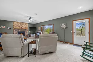 27421 Lemay's Ct, Racine, WI 53185 - Photo 37