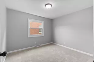 116 S 76th St, Milwaukee, WI 53214 - Photo 17