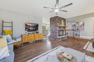 4896 Sunset View Dr, West Bend, WI 53095 - Photo 25
