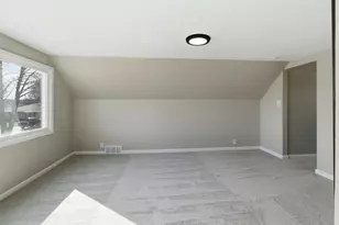4076 N 93rd St, Wauwatosa, WI 53222 - Photo 27