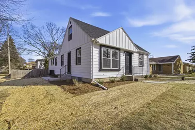 4076 N 93rd St, Wauwatosa, WI 53222 - Photo 41