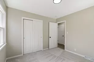 4076 N 93rd St, Wauwatosa, WI 53222 - Photo 17