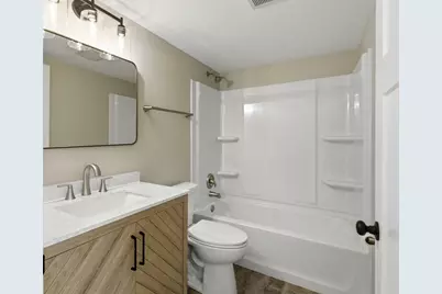 4076 N 93rd St, Wauwatosa, WI 53222 - Photo 33