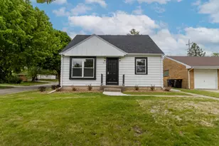 4076 N 93rd St, Wauwatosa, WI 53222 - Photo 37