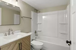 4076 N 93rd St, Wauwatosa, WI 53222 - Photo 25