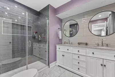 1005  Lone Tree Rd, Elm Grove, WI 53122 - Photo 21