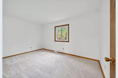 W5928  Mariner Hills Ct, La Grange, WI 53121 - Photo 13