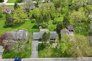 6994 N Range Line Rd, Glendale, WI 53209 - Photo 31
