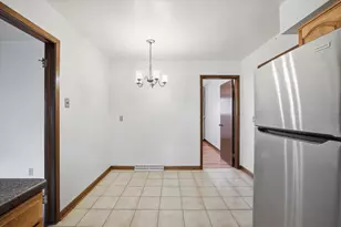 6994 N Range Line Rd, Glendale, WI 53209 - Photo 13