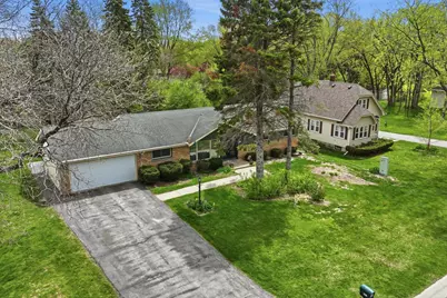 6994 N Range Line Rd, Glendale, WI 53209 - Photo 29