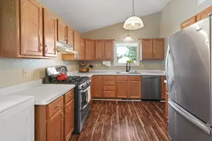 3740 S 94th St, Milwaukee, WI 53228 - Photo 7