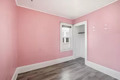 5827 W Rogers St, West Allis, WI 53219 - Photo 9