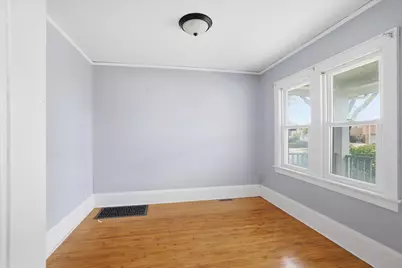 5827 W Rogers St, West Allis, WI 53219 - Photo 15