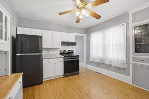 5827 W Rogers St, West Allis, WI 53219 - Photo 5