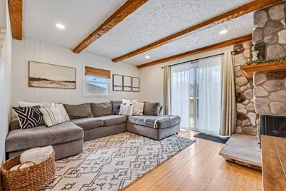 10422 W Hillside Ave, Wauwatosa, WI 53222 - Photo 23