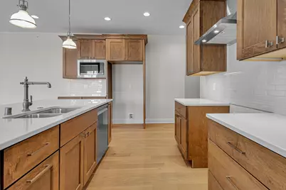 2990 N 186th St #5, Brookfield, WI 53045 - Photo 5