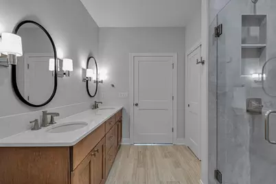 2990 N 186th St #5, Brookfield, WI 53045 - Photo 11