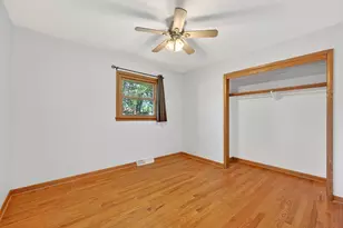 5811 W Ester Pl, Brown Deer, WI 53223 - Photo 17