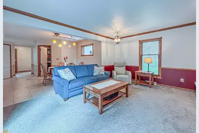13130 W Scarborough Dr, New Berlin, WI 53151 - Photo 19