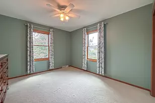 13130 W Scarborough Dr, New Berlin, WI 53151 - Photo 27