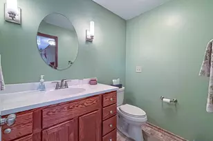 13130 W Scarborough Dr, New Berlin, WI 53151 - Photo 21