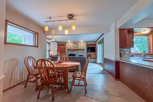 13130 W Scarborough Dr, New Berlin, WI 53151 - Photo 15