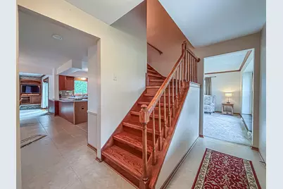 13130 W Scarborough Dr, New Berlin, WI 53151 - Photo 5