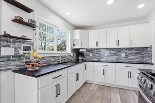 3809 E Morris Ave, Cudahy, WI 53110 - Photo 7