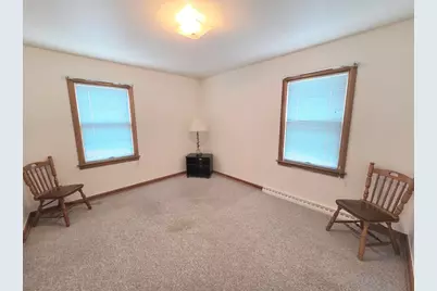 1288  Marian Ln, Green Bay, WI 54304 - Photo 11