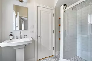 4224 N Farwell Ave, Shorewood, WI 53211 - Photo 31