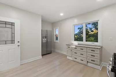 6800  Auburn Ave #6802, Wauwatosa, WI 53213 - Photo 23