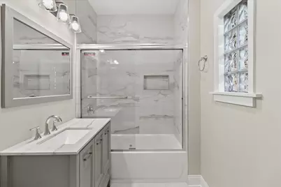 6800  Auburn Ave #6802, Wauwatosa, WI 53213 - Photo 21