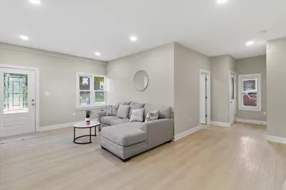6800  Auburn Ave #6802, Wauwatosa, WI 53213 - Photo 7