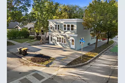 6800  Auburn Ave #6802, Wauwatosa, WI 53213 - Photo 3