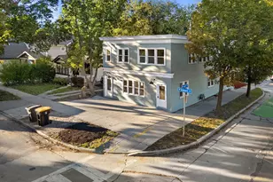 6800 Auburn Ave, Wauwatosa, WI 53213 - Photo 3