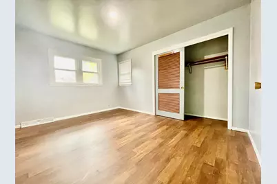 8523 W Glendale Ave, Milwaukee, WI 53225 - Photo 13