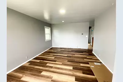 8523 W Glendale Ave, Milwaukee, WI 53225 - Photo 21