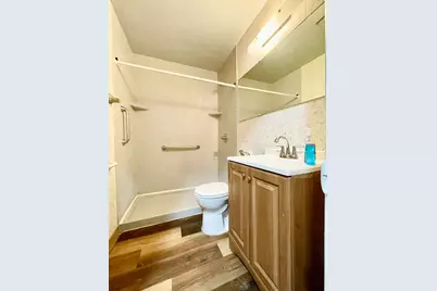 8523 W Glendale Ave, Milwaukee, WI 53225 - Photo 23