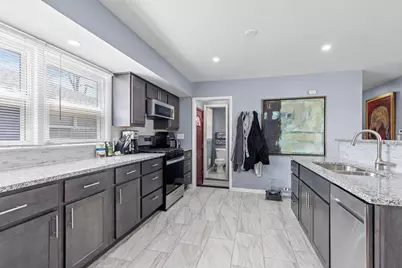 4749 N 79th St, Milwaukee, WI 53218 - Photo 3