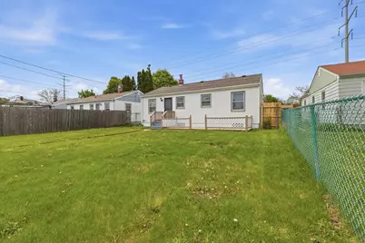 5062 N 20th St, Milwaukee, WI 53209 - Photo 3