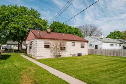 3276 S 69th St, Milwaukee, WI 53219 - Photo 31