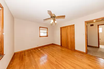 3276 S 69th St, Milwaukee, WI 53219 - Photo 15