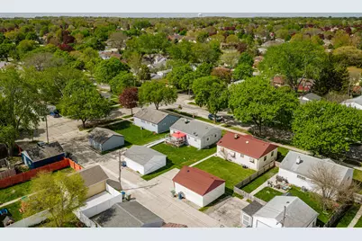 3276 S 69th St, Milwaukee, WI 53219 - Photo 37