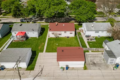 3276 S 69th St, Milwaukee, WI 53219 - Photo 35