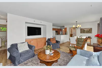 1168  Bluestem Ct, Elkhorn, WI 53121 - Photo 17