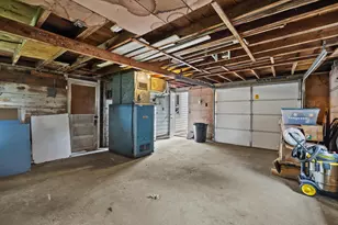 207 S Harrison St, Delavan, WI 53115 - Photo 25