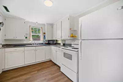 207 S Harrison St, Delavan, WI 53115 - Photo 5