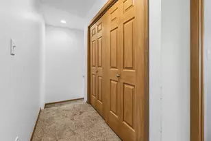 1108 E Pinecrest Ln, Elkhorn, WI 53121 - Photo 11