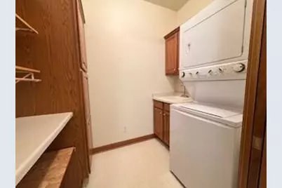 267  Cardinal Ln, Hartland, WI 53029 - Photo 21