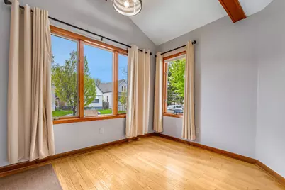 2932 S 8th St, Milwaukee, WI 53215 - Photo 3
